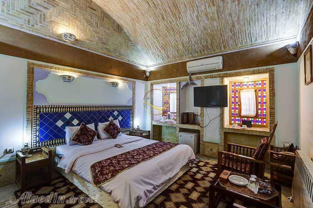 Double room of four star Moshir al-Mamalek Garden Hotel in Yazd| Alaedin Travel