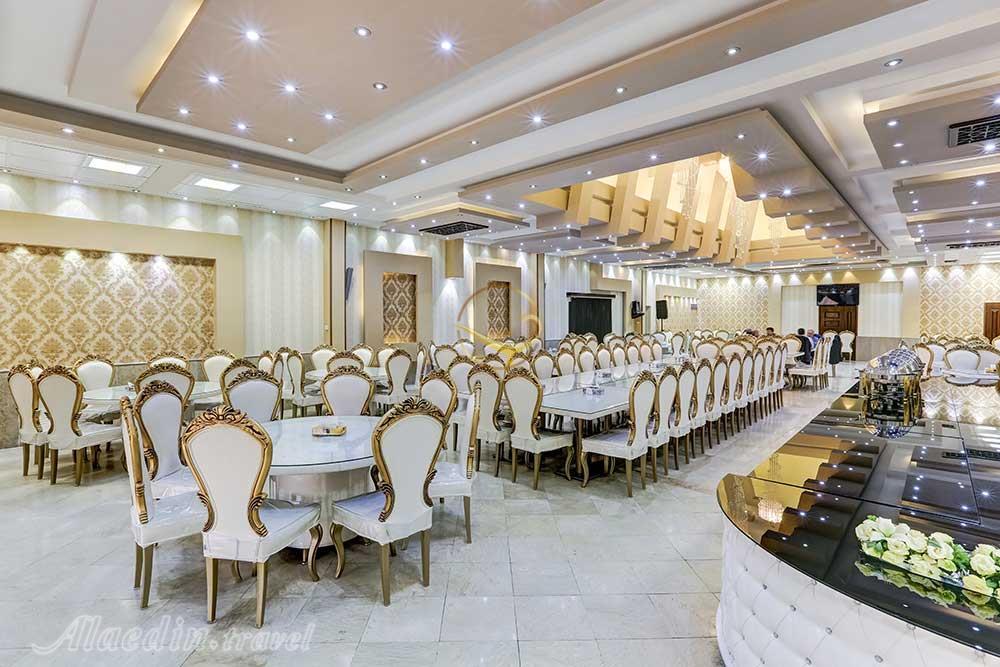 Banquet hall of four star Rah-o Ma Hotel in Yazd| Alaedin Travel