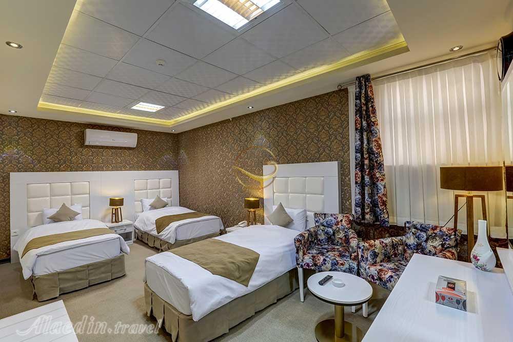 Triple room of four star Rah-o Ma Hotel in Yazd| Alaedin Travel