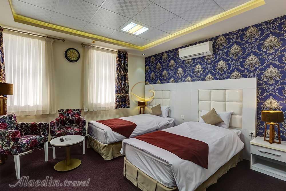 Twin room of four star Rah-o Ma Hotel in Yazd| Alaedin Travel