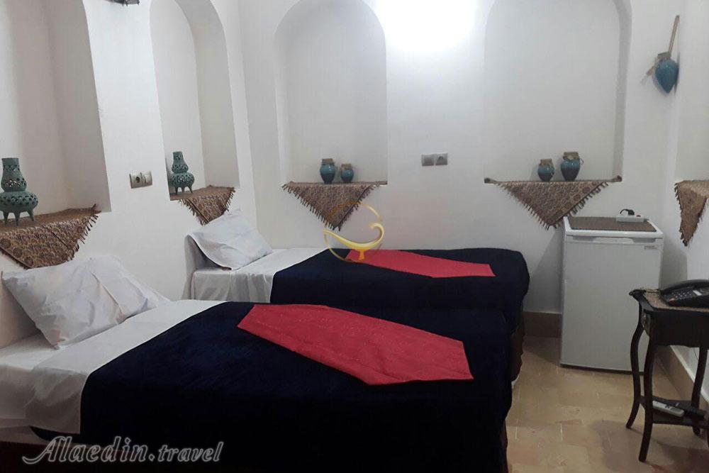 Twin room of three star Sonati Hotel in Yazd (Silver Hotel)| Alaedin Travel