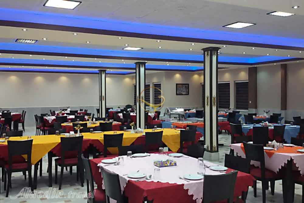 Restaurant of three star Tourist Hotel in Zanjan| Alaedin Travel