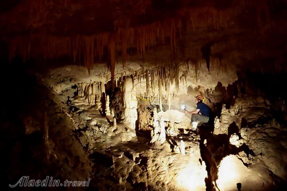 Daniel Cave of Abbasabad | Alaedin Travel