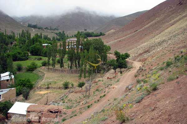 روستای قالیباف در آرادان