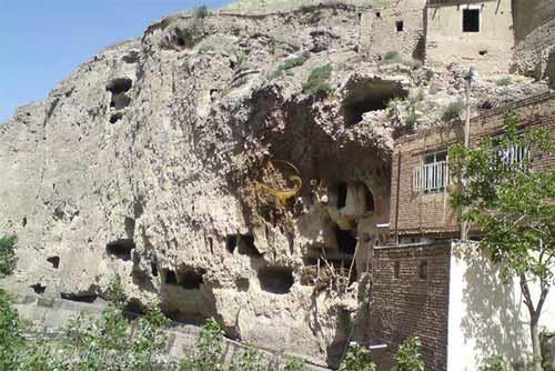 Cheraghil Village in Azarshahr