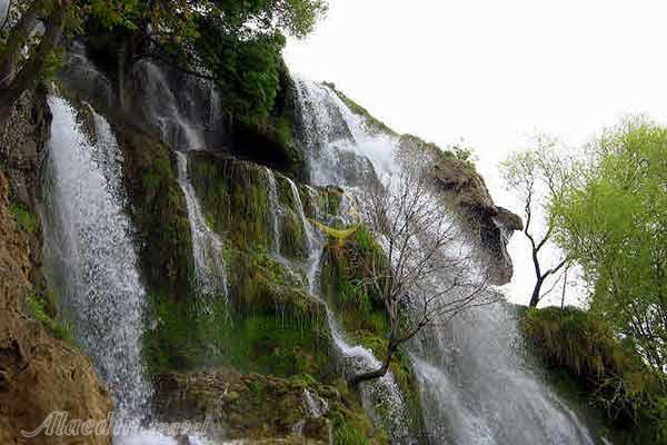 Khoshkar Waterfall in Baft