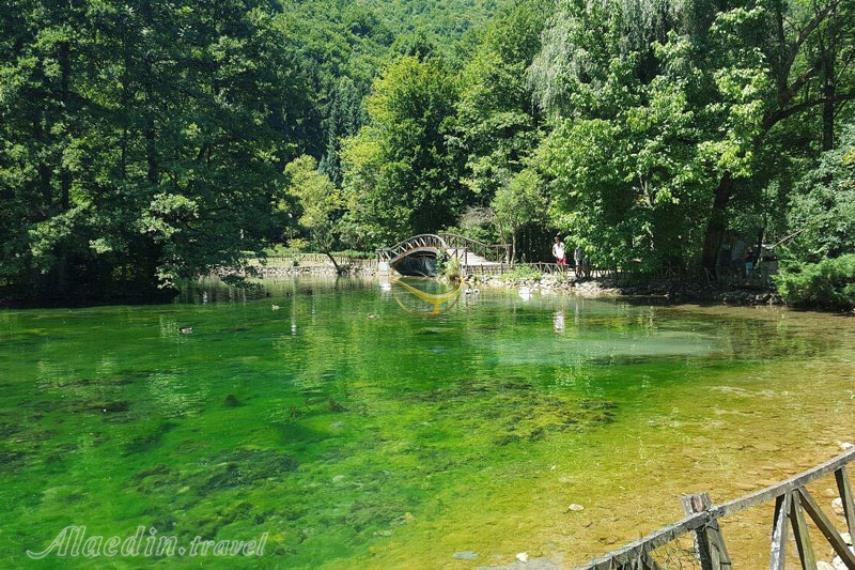 غارهای Vrelo Bosne بیهاچ - بوسنی و هرزگوین