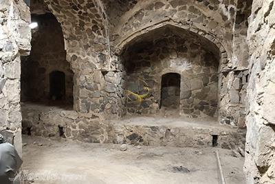 Ghareh Bil Caravanserai in Garmeh