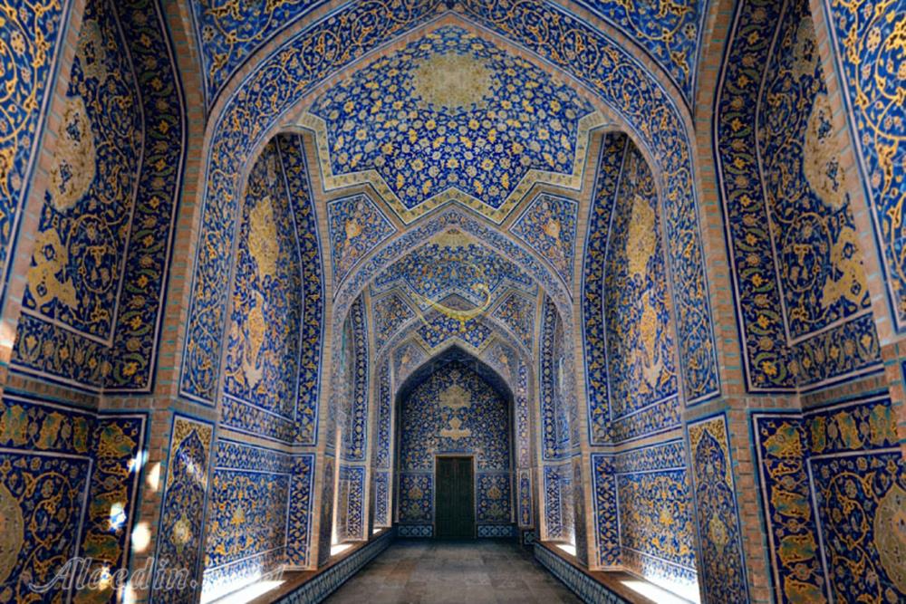 Sheikh Lotfollah Mosque in Isfahan | Travel to Iran