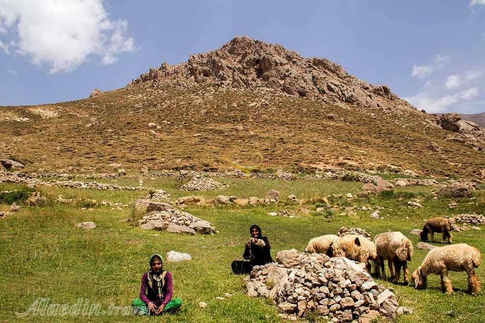 روستای قلعه تبرک کوهرنگ | علاءالدین تراول