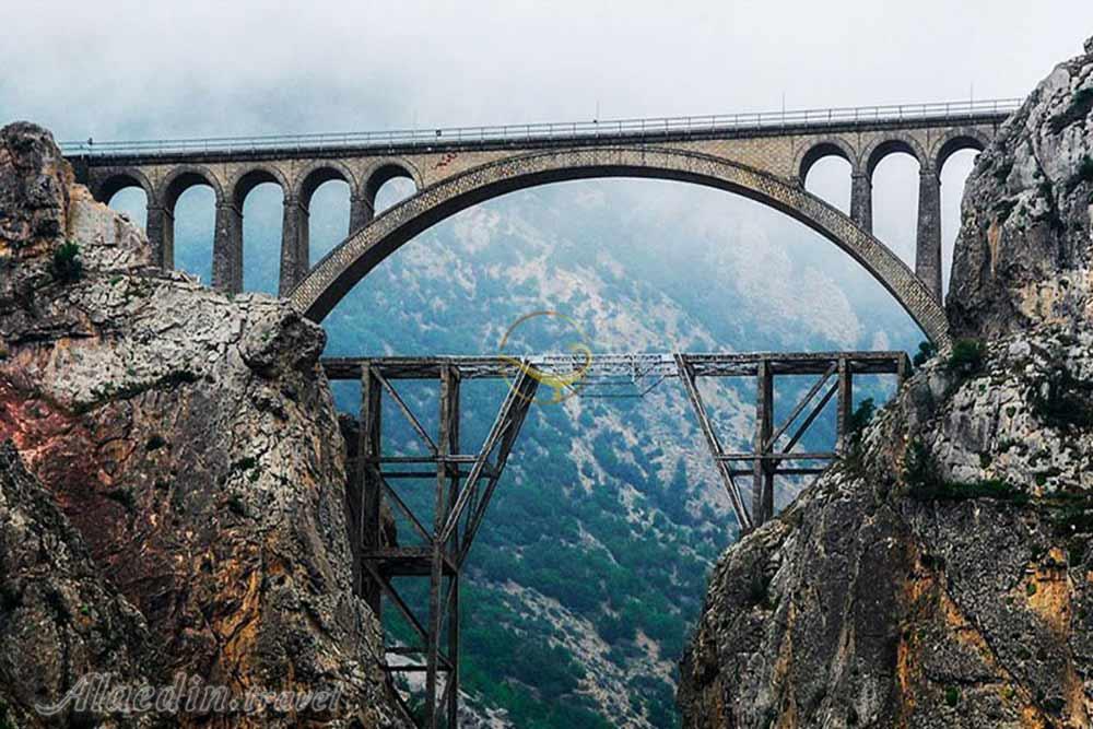 Veresk Bridge of Savadkooh | Alaedin Travel