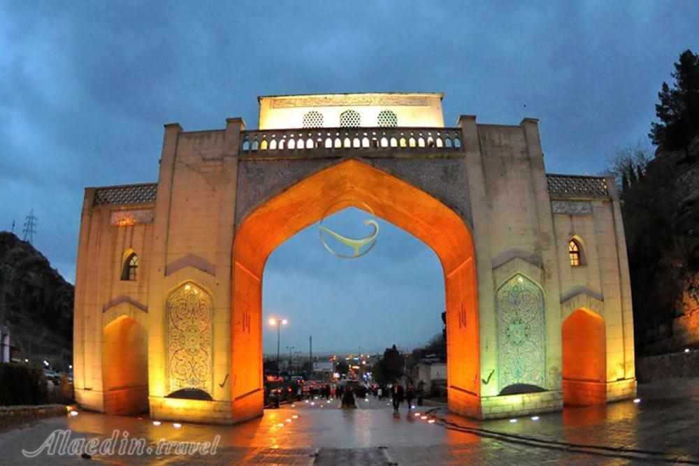 Qur'an Gate of Shiraz | Alaedin Travel