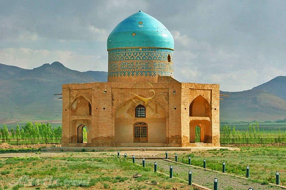 Molla Hassan Kashi Mausoleum of Soltaniyeh | Alaedin Travel