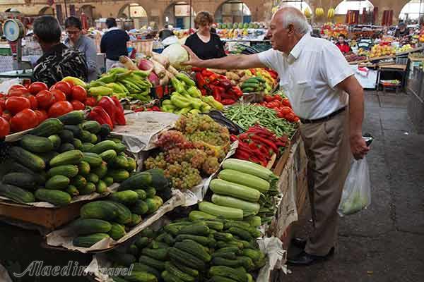 بازار سرپوشیده ایروان در ارمنستان