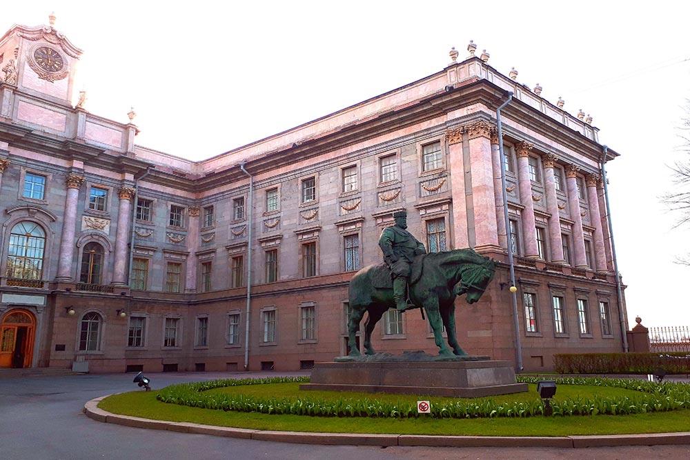 marble-palace-saint-petersburg11