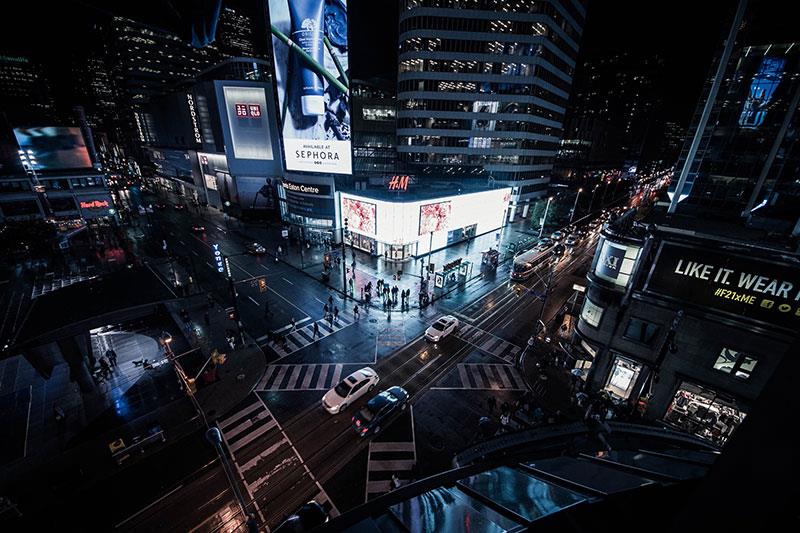 yonge-dundas-square-toronto12