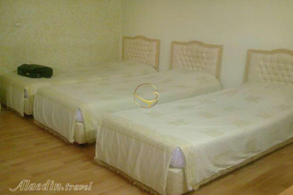 Triple room of three star Azadi Hotel in Mahshahr| Alaedin Travel