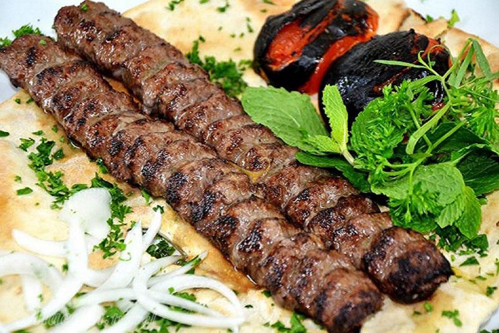 Alaedin-Travel-Agency-Weblog-Traditional-Foods-Tabriz-Bonab-Kebab