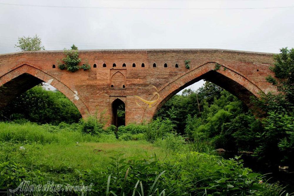 Alaedin-Travel-Agency-Weblog-Attractions-Lahijan-Brick-Bridge