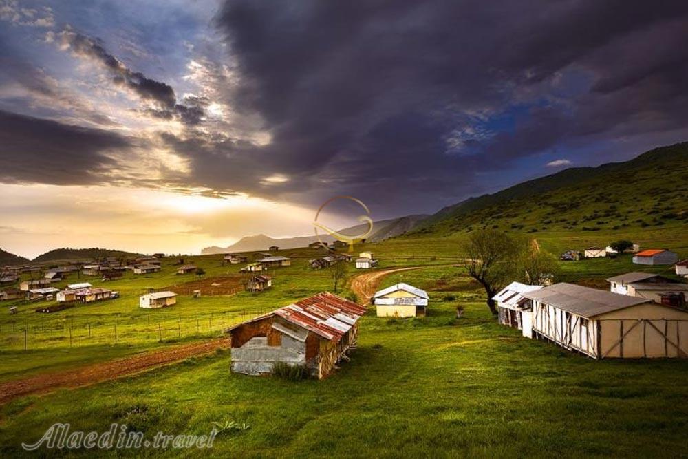 تجربه‌ای هیجان انگیز در روستای رازآلود جهان‌ نما