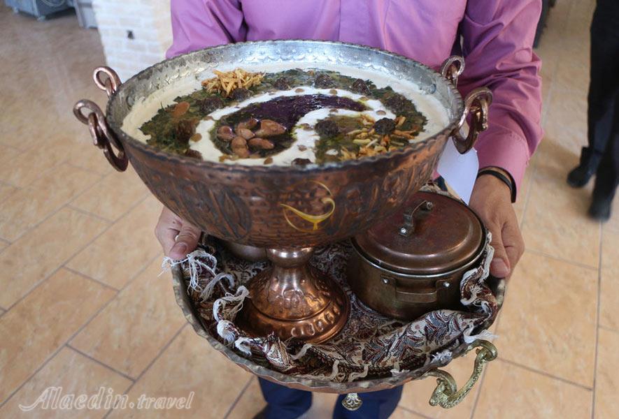 زنجان میزبان جشنواره ملی آش ایرانی