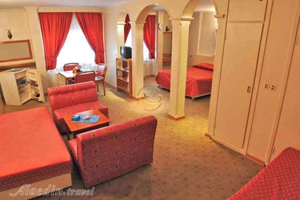 عکس های Zarivar Hotel in Marivan