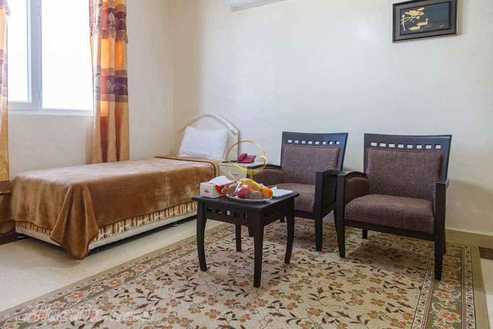 Single room of Diana Hotel in Qeshm| Alaedin Travel