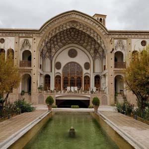 Tehran to Kashan and Isfahan