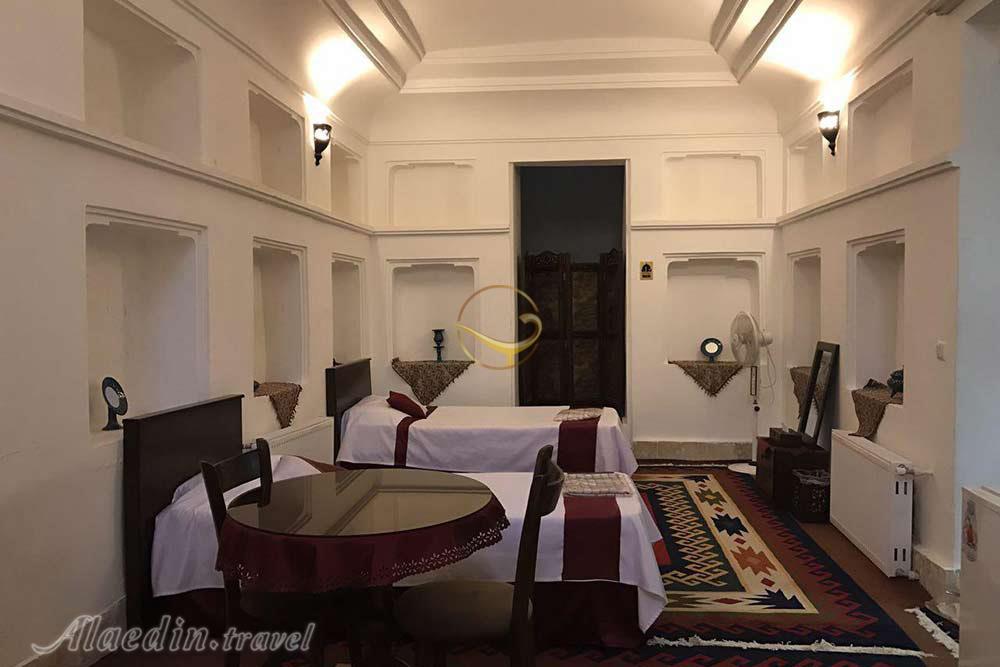 Twin room of Shaarbaf Eco lodge in Yazd| Alaedin Travel